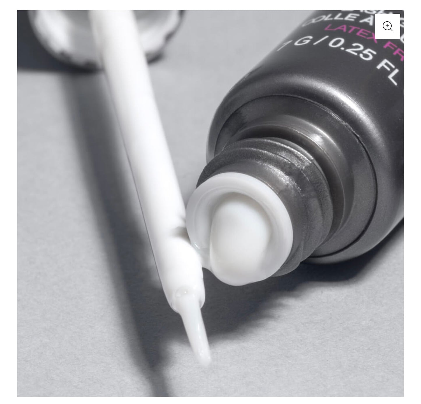 غراء رموش لاصق خالٍ من اللاتكس من هدى بيوتي، 7 جرام