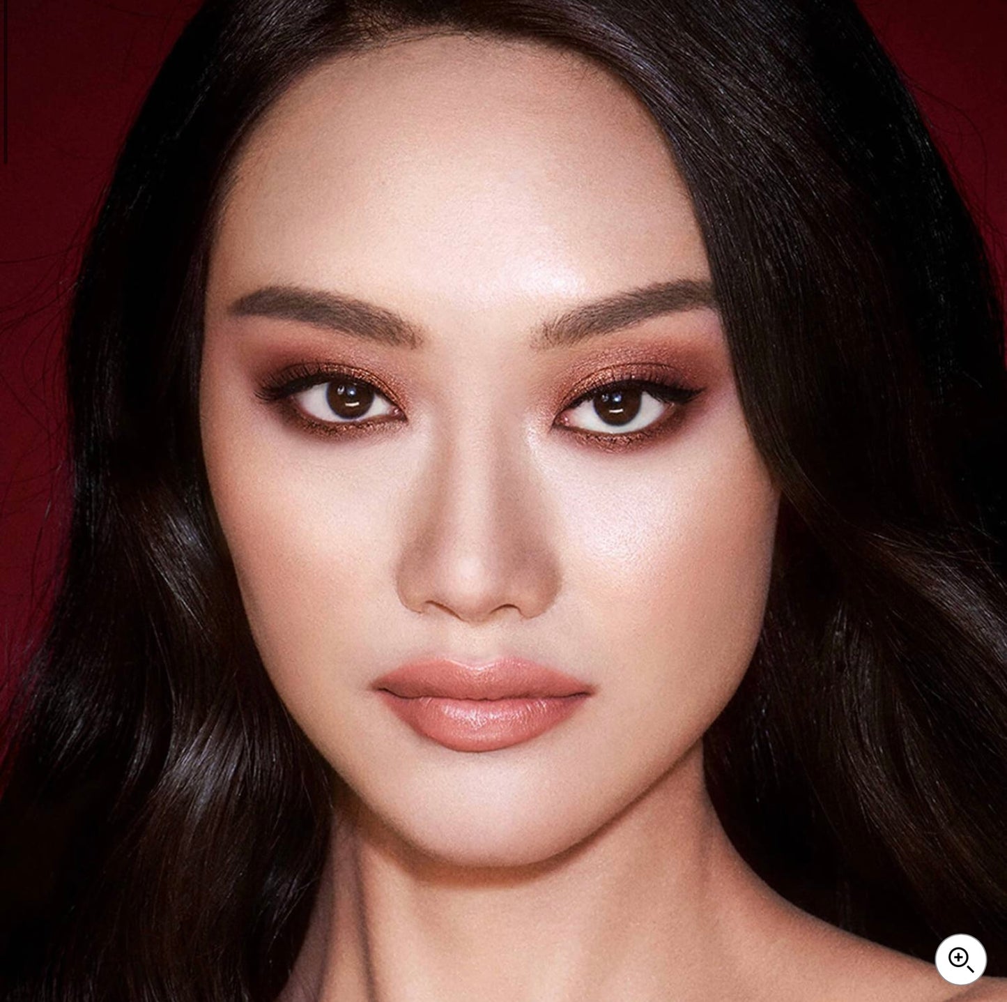 CHARLOTTE TILBURY THE BELLA SOFIA LOOK light